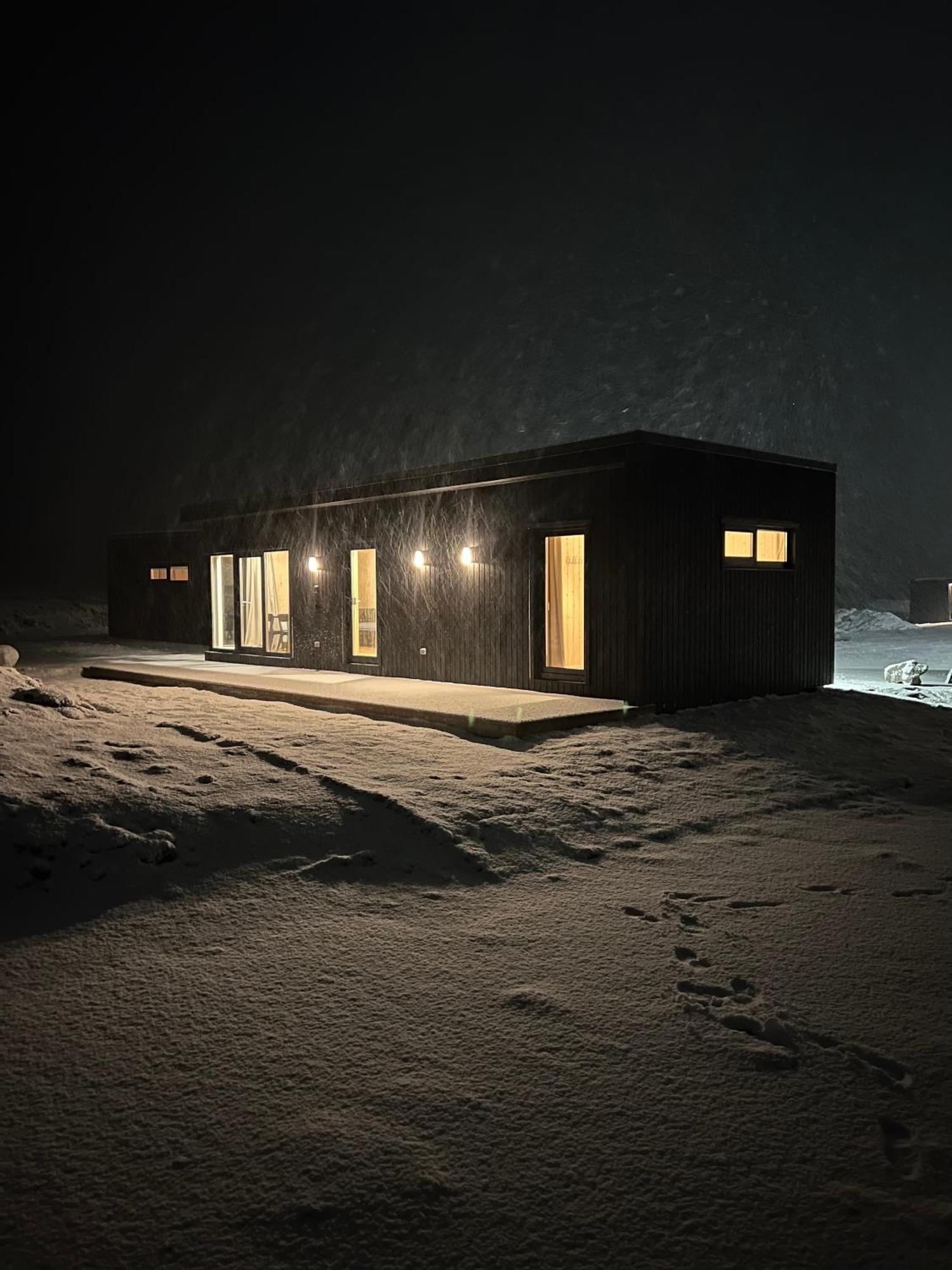 Rey Stays - House Höfn Buitenkant foto